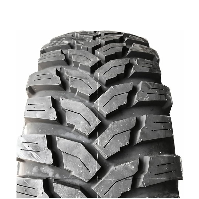 37x12.50R17 124L YL Maxxis M8060 Trepador